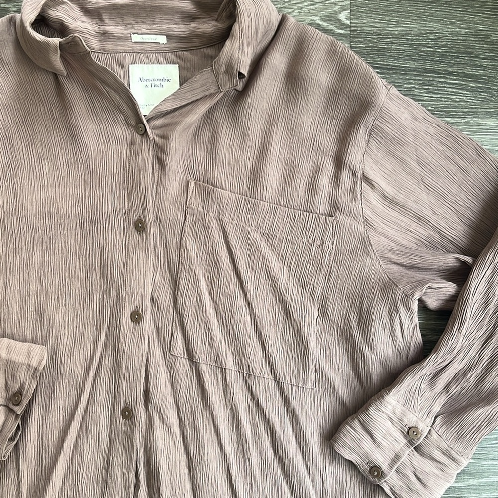 Abercrombie & Fitch Button Down Shirt - Picture 2 of 8